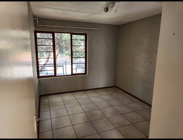 2 BEDROOM APARTMENT FOR SALE IN MORNINGSIDE